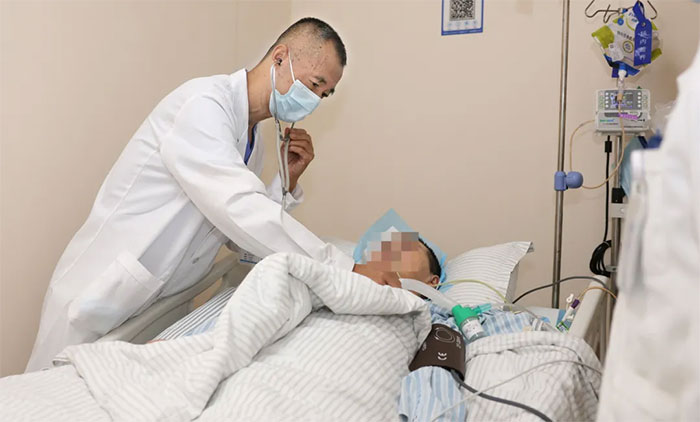 <b>ԿҽѶ  Σ֢ϵ ֢ҽѧרȫְϺʮԿҽԺ</b>