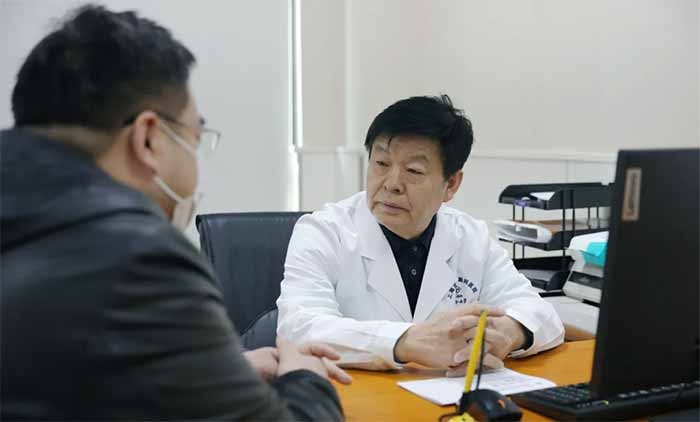 �������� �� 11��Ů���ܲ�ͻ���Թ� ���������轵����������