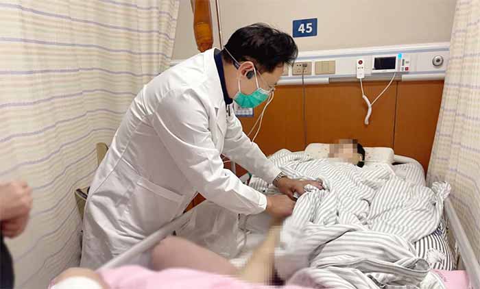 <b>�˲����� �� ����ҽѧר��������������ʽ�����Ϻ���ʮ���Կ�ҽԺ</b>