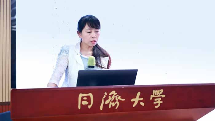 <b>ϲѶ | �Ϻ���ʮ���Կ�ҽԺ2λҽ�������߼�ְ�ƣ���Ժ�˲��ݶӽ����ٽ�˶��</b>